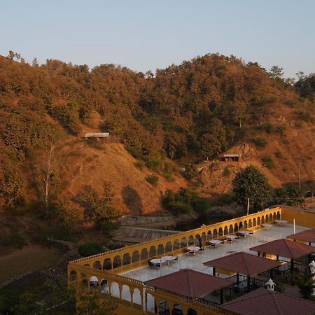 Rawla Ratanpur Bechiwāra Exterior foto
